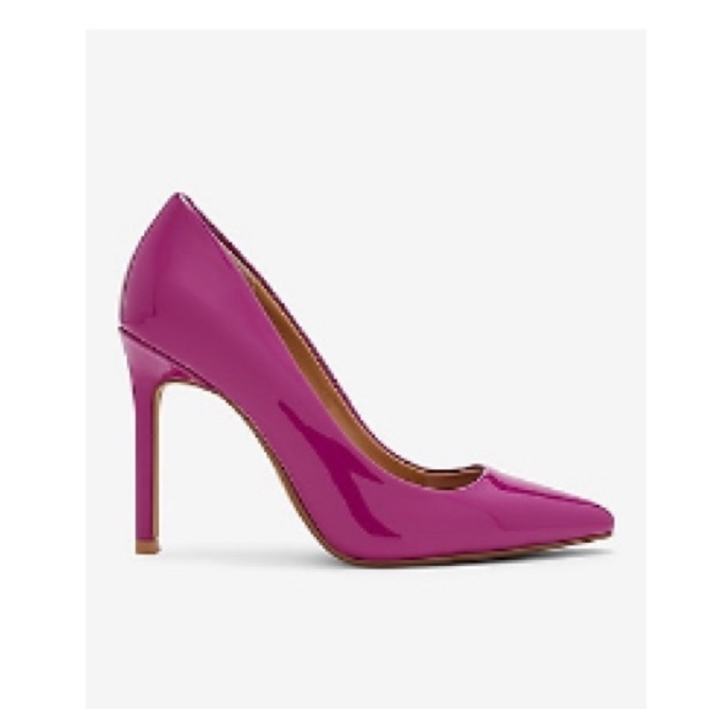 Express classic pointed toe pumps Size 7 NWOT